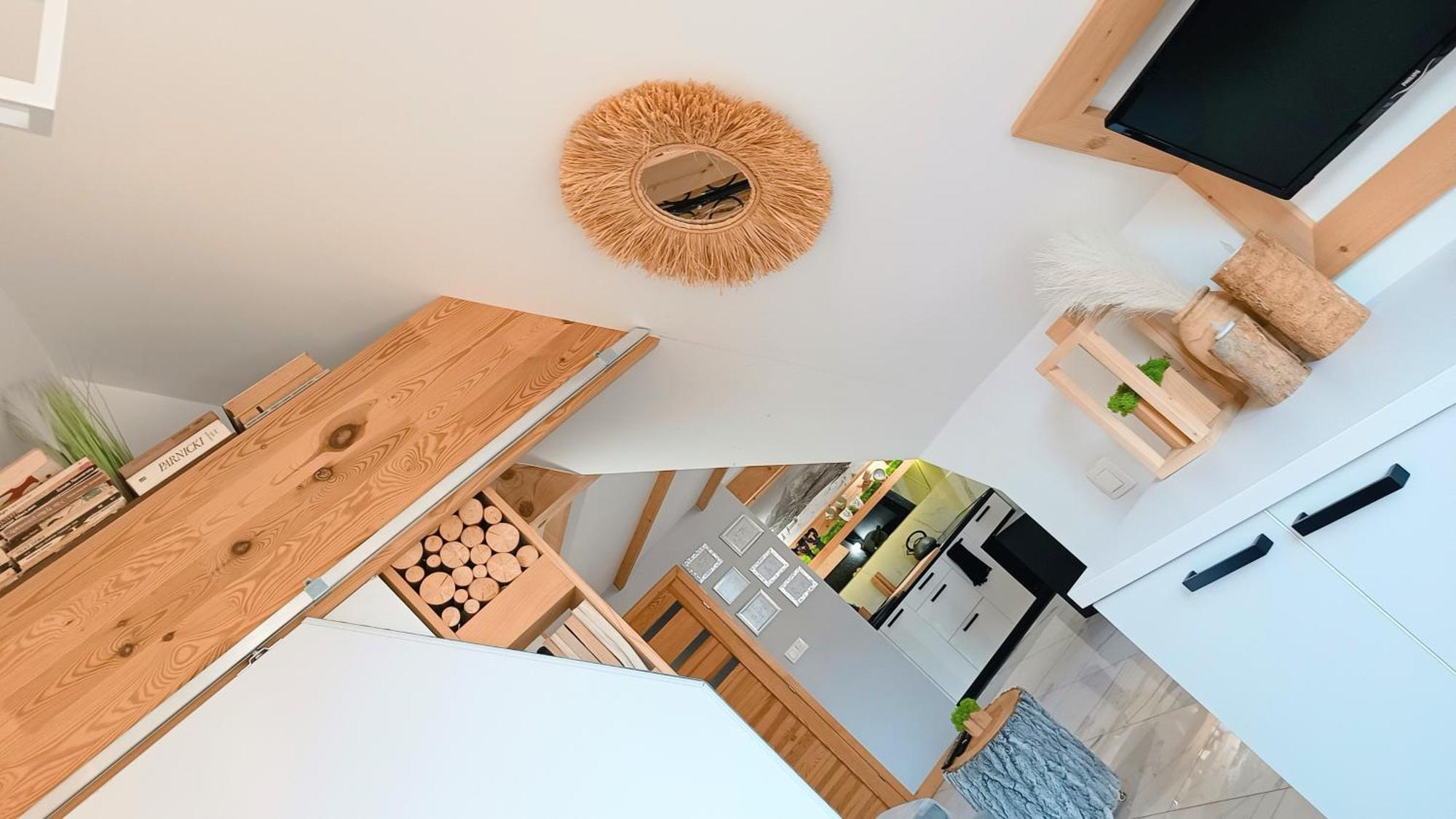 Lux Houses W Domku Tylko Dwa Apartamentyz Jacuzzi Zewnetrznym Groń Kültér fotó