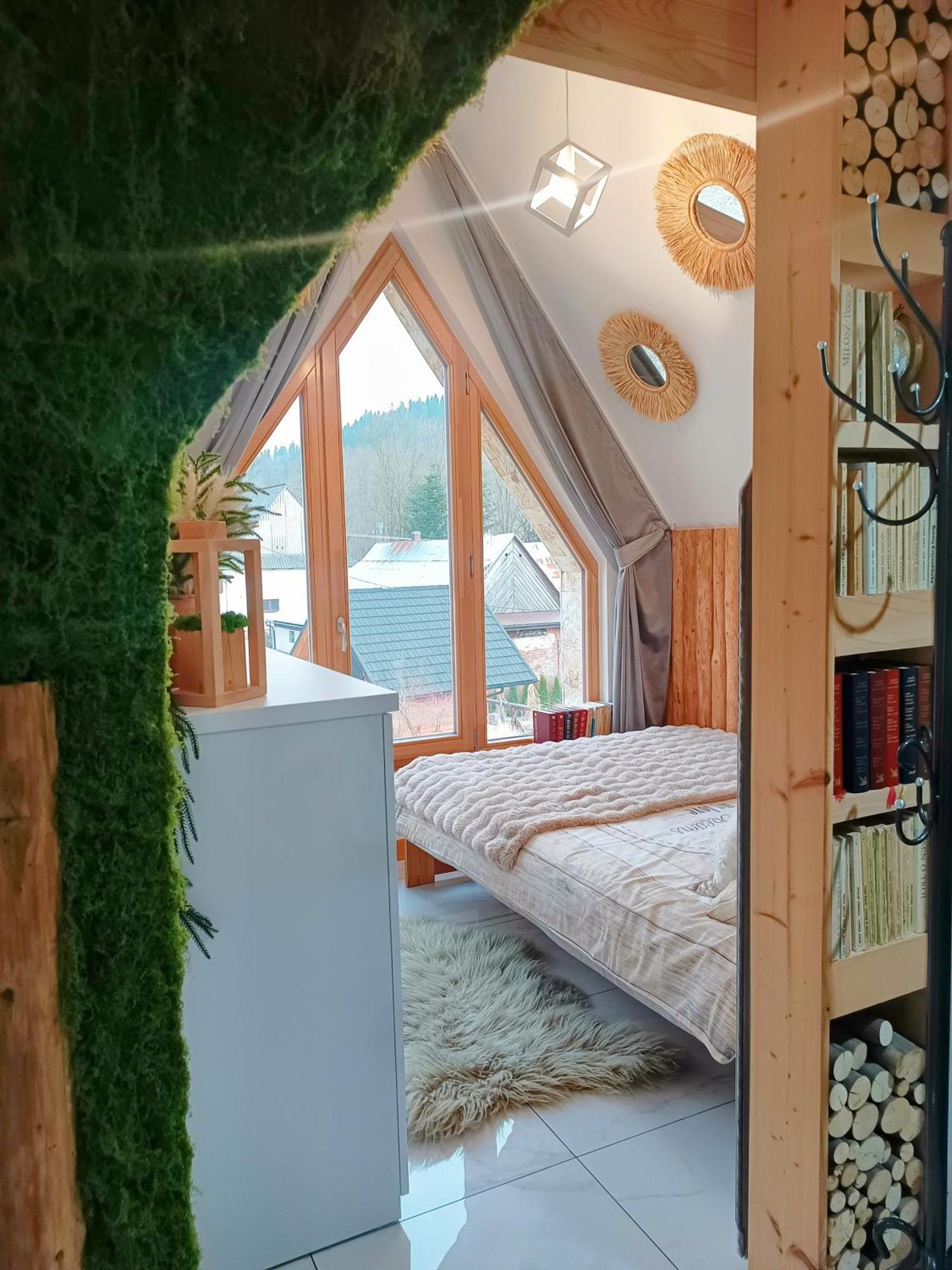 Lux Houses W Domku Tylko Dwa Apartamentyz Jacuzzi Zewnetrznym Groń Kültér fotó