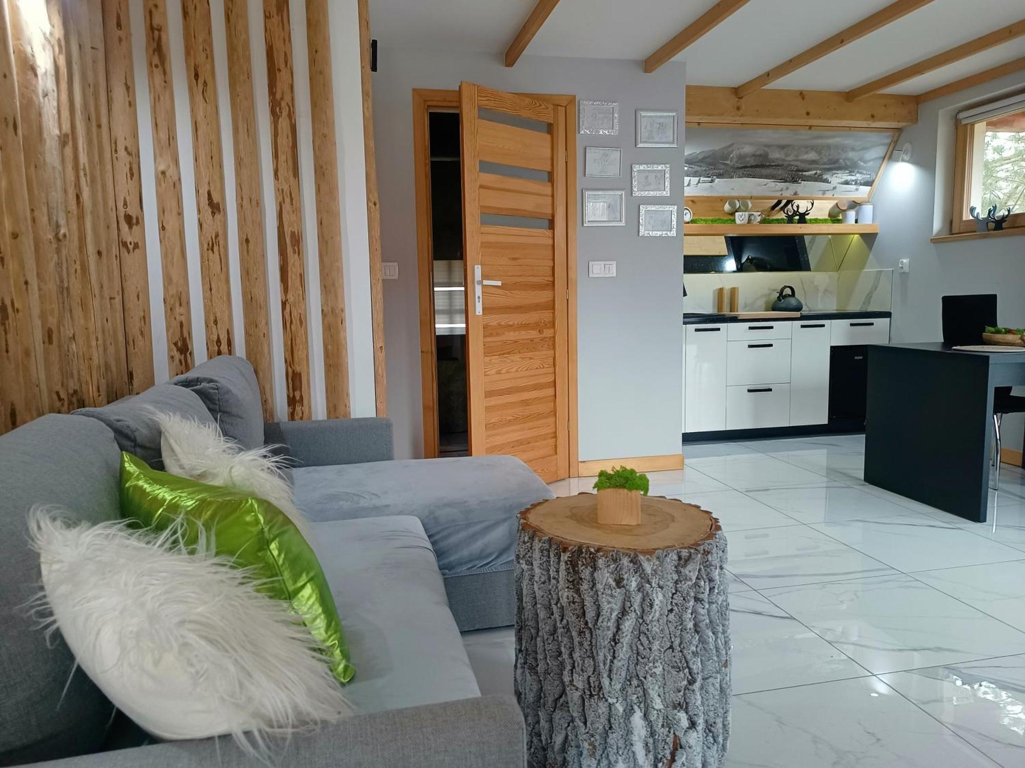 Lux Houses W Domku Tylko Dwa Apartamentyz Jacuzzi Zewnetrznym Groń Kültér fotó